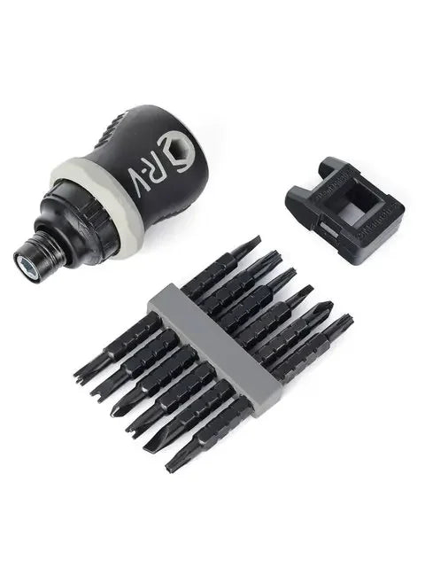 Magnetic screwdriver bit set